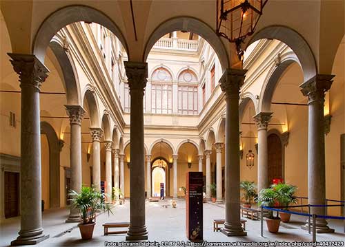 Palazzo Strozzi, Innenhof (Florenz, um 1530)